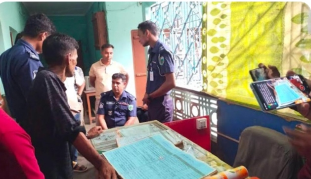 পাবনায় আবাসিক হোটেলে নারীর গলাকাটা মরদেহ উদ্ধার, মালিক-স্টাফ পলাতক